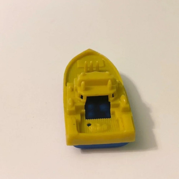 Vintage Boat Toy Hong Kong and Matchbox Series No 41 Ford GT Toy Car As Is - Picture 4 of 12
